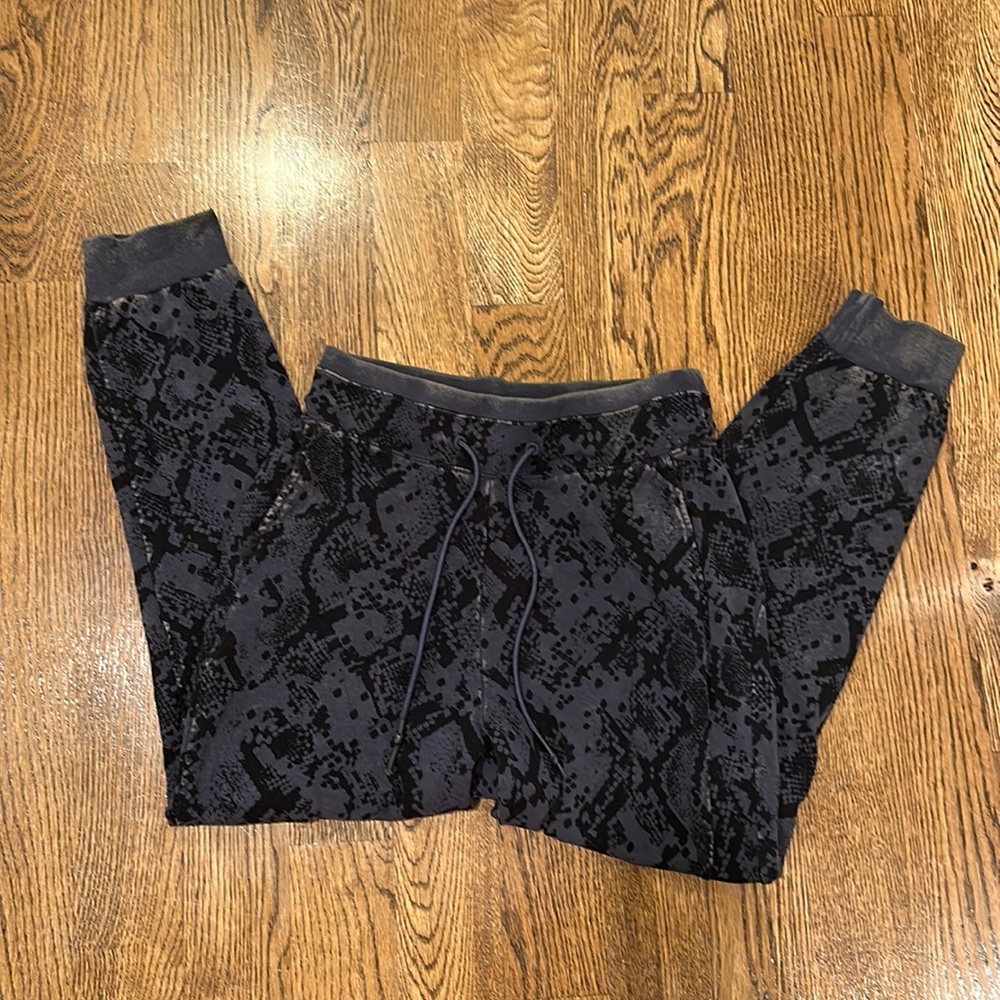 JOYLAB SNAKESKIN JOGGERS